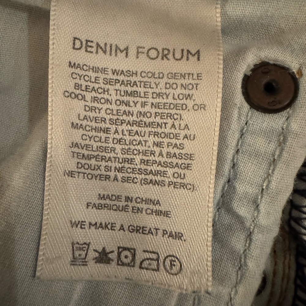 Denim Forum Joni High Rise Loose 29L inseam 28”| Aritzia | US 24 | 100%Cotton - Picture 6 of 16